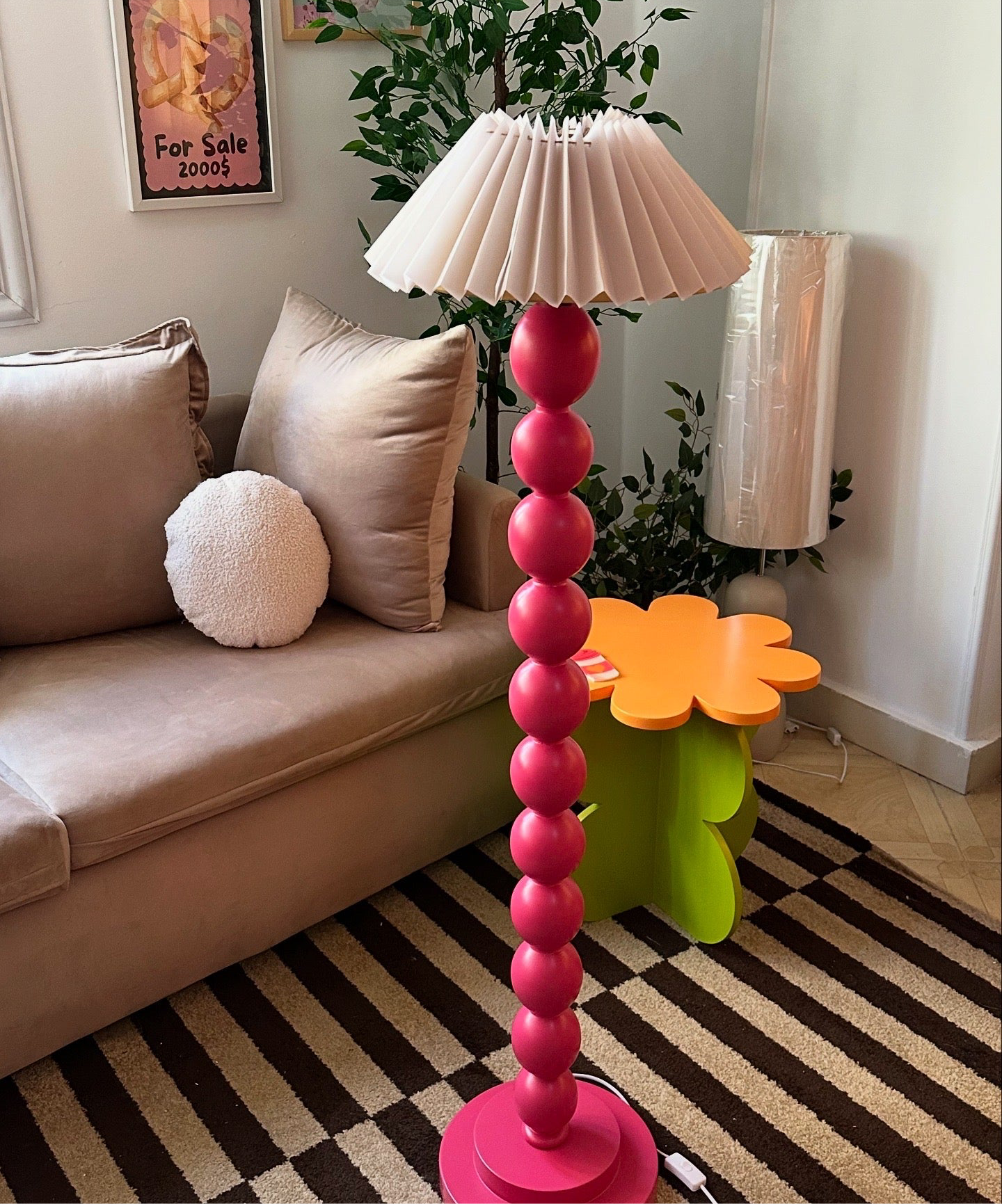 The “Pink Me” Floor lamp
