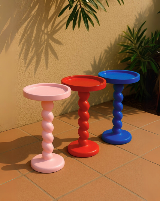 Swirl Me side table
